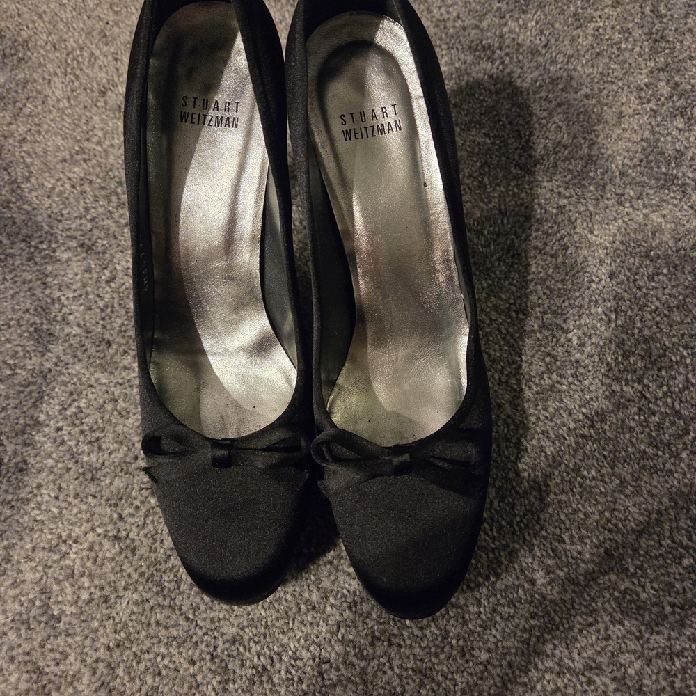 Stuart Weitzman Black Heels with Bow Detail